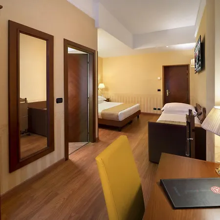 Lancaster 3* Milan