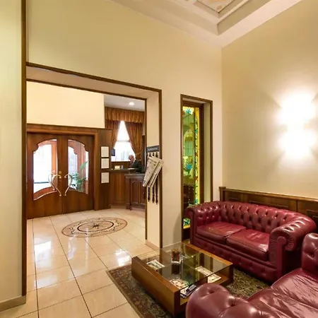 Lancaster 3* Milan