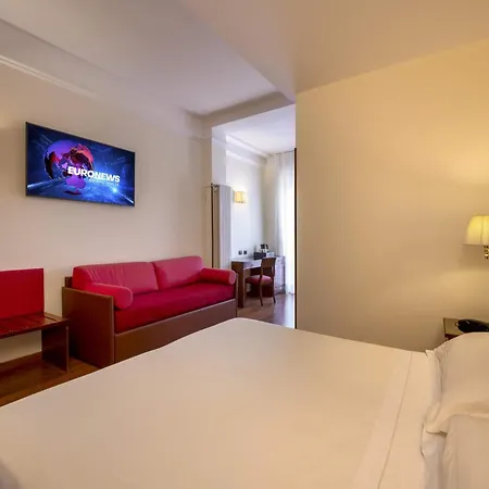 Lancaster ميلان