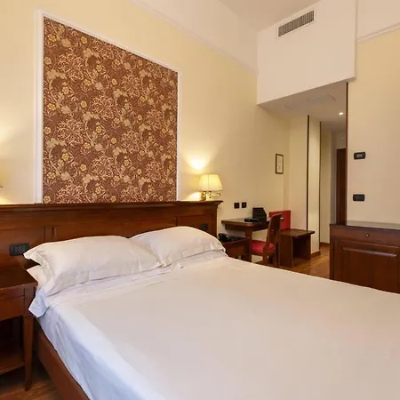 Lancaster 3* 밀라노