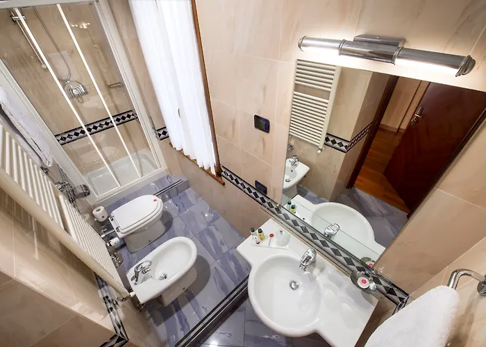 Szálloda Lancaster 3*