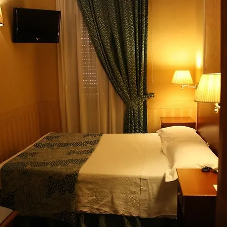 Lancaster Otel